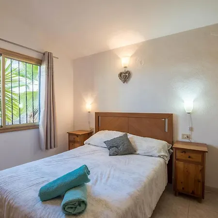 Highbury Grove קיאו סלבאחה