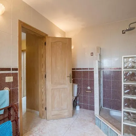 Highbury Grove * Callao Salvaje